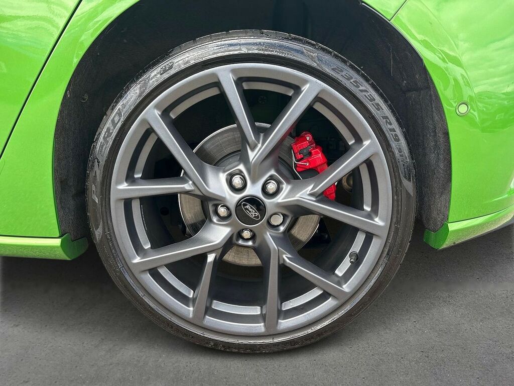 Ford Focus 2.3T Ecoboost St Hatchback Euro 6 Green #6