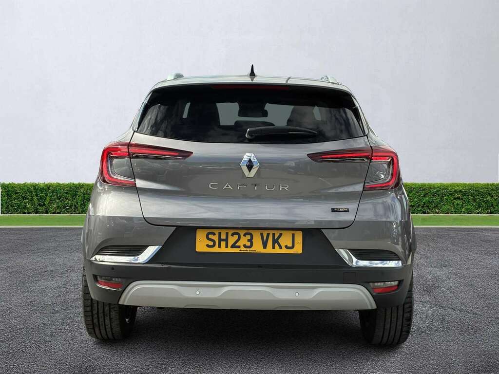 Renault Captur 1.6 E-tech Full Hybrid 145 Techno Grey #4