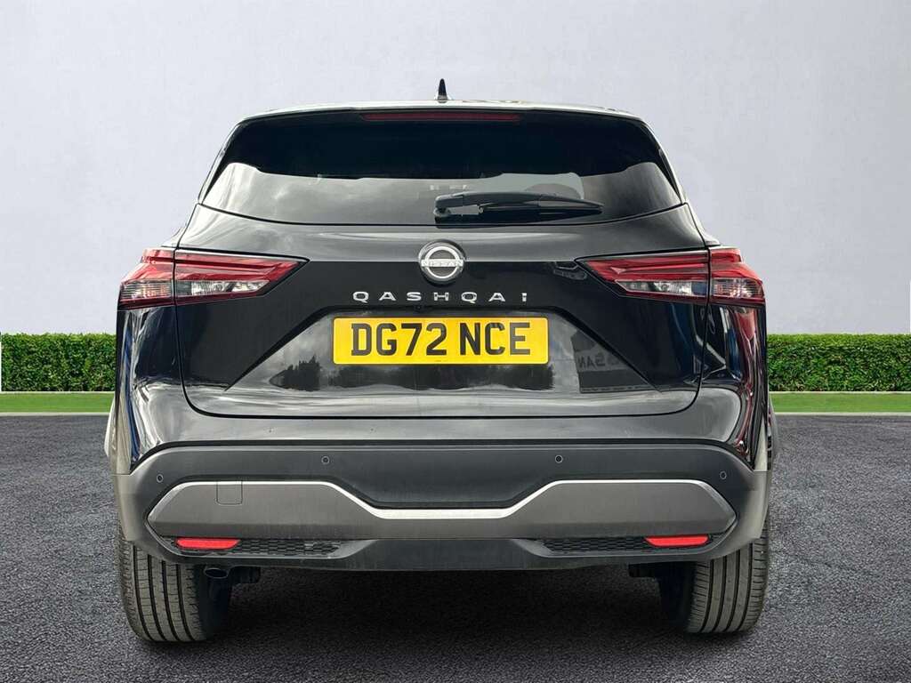 Nissan Qashqai 1.3 Dig-t Mh N-connecta Black #4