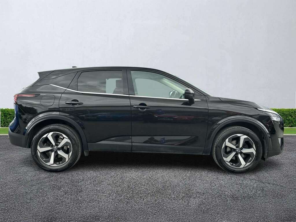 Nissan Qashqai 1.3 Dig-t Mh N-connecta Black #3