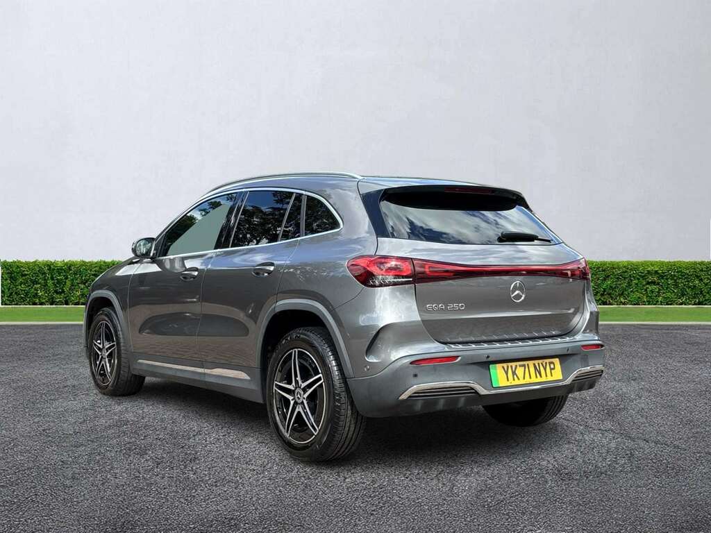 Mercedes-Benz EQA Eqa 250 140Kw Amg Line 66.5Kwh Grey #2