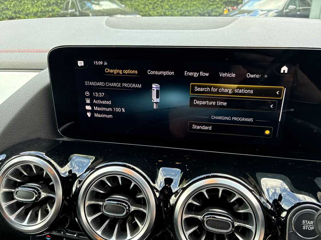 Mercedes-Benz EQA Eqa 250 140Kw Amg Line Premium Plus 66.5Kwh Au Silver #40