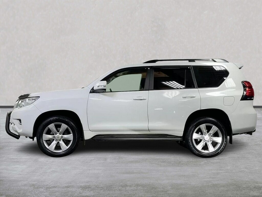 Toyota Land Cruiser Land Cruiser Active D-4d Grey #19