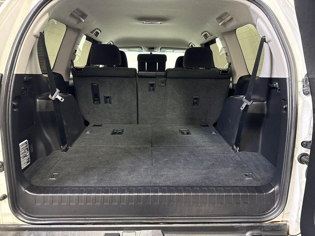 Toyota Land Cruiser Land Cruiser Active D-4d Grey #17