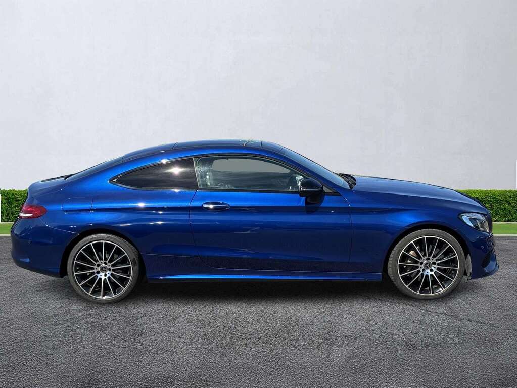 Mercedes-Benz C Class C300 Amg Line Premium Plus 9G-tronic Blue #3