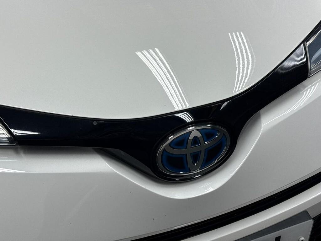 Toyota C-Hr 1.8 Hybrid Dynamic Cvt Leather Blue #28