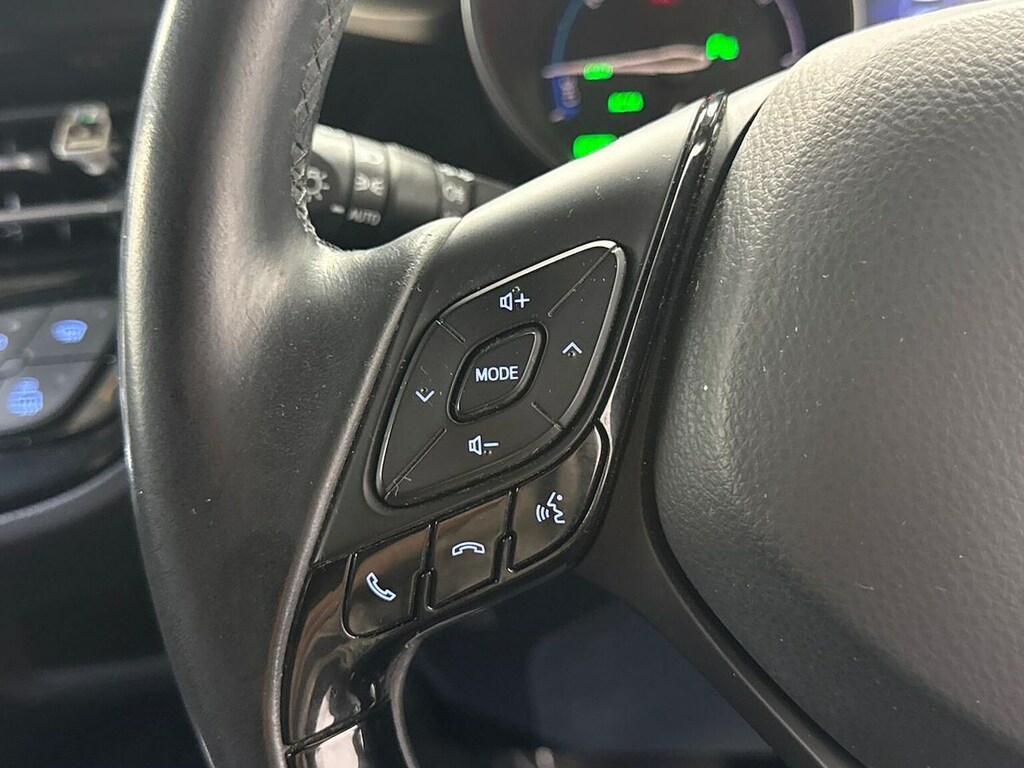 Toyota C-Hr 1.8 Hybrid Dynamic Cvt Leather Blue #25
