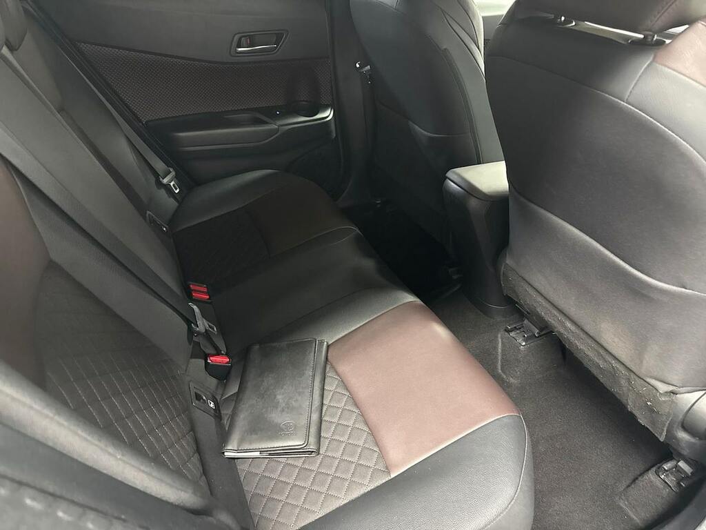 Toyota C-Hr 1.8 Hybrid Dynamic Cvt Leather Blue #16