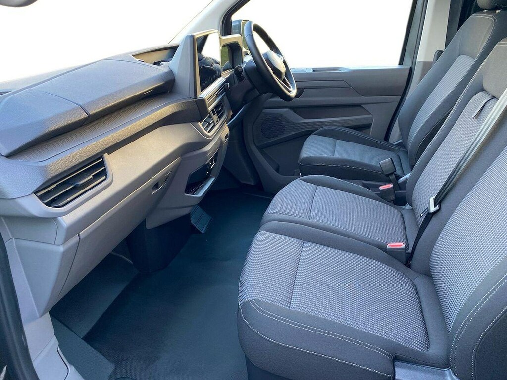 Volkswagen E-Transporter 160Kw 65Kwh Commerce Pro Van 