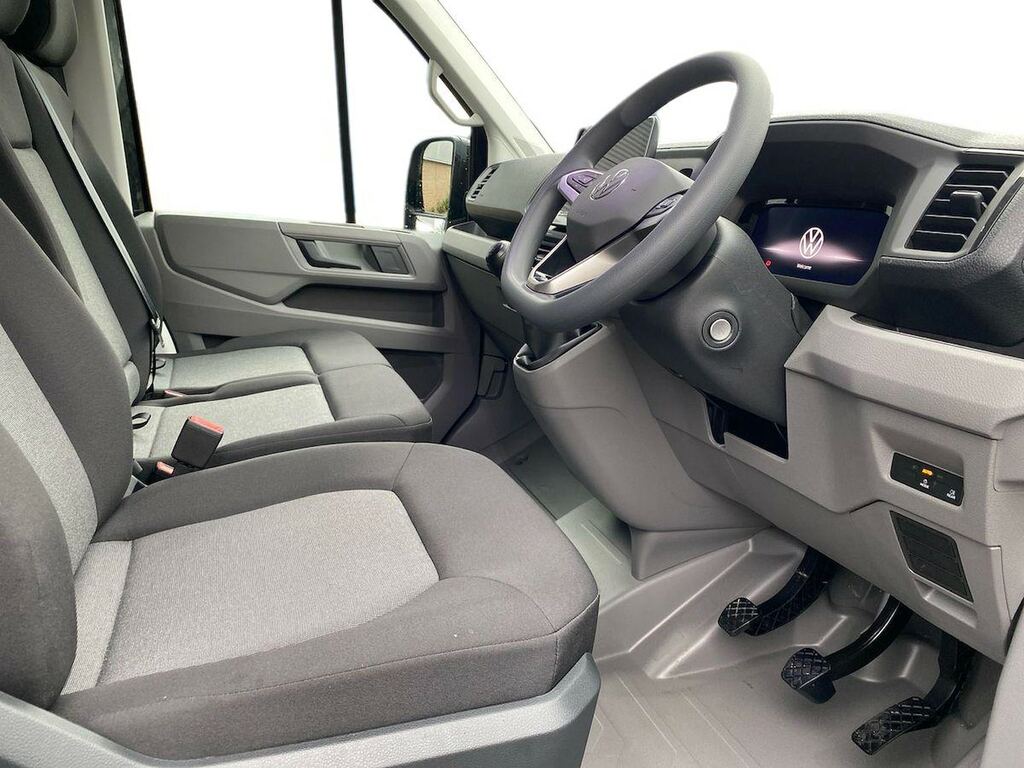 Volkswagen Crafter 2.0 Tdi 140Ps Commerce Business High Roof Van SB75YWU #6