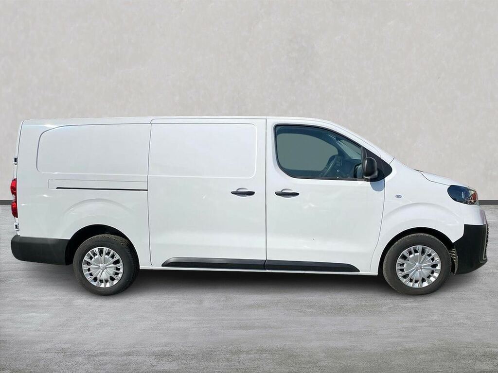 Toyota PROACE 2.0D Icon Long Panel Van 6Dr Lwb Eur FG74GYV #3