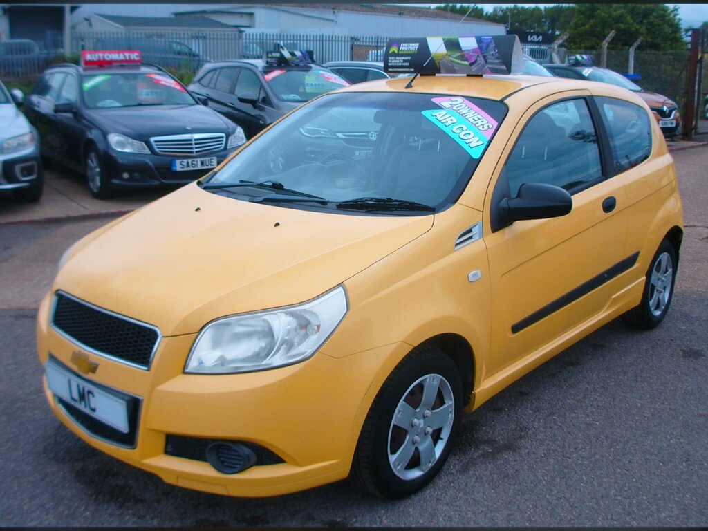 Chevrolet Aveo 1.2 S Hatchback 83 Bhp Yellow #3