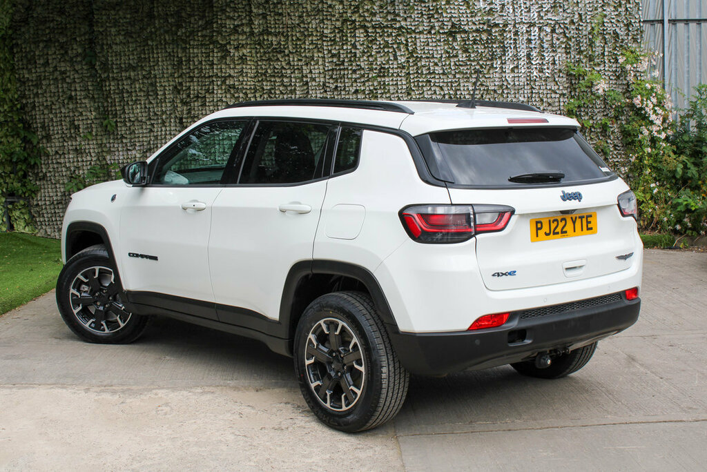 Jeep Compass Trailhawk White #6