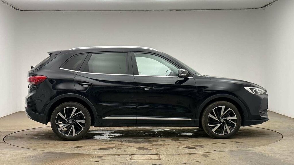 MG ZS Hybrid Trophy Black #5