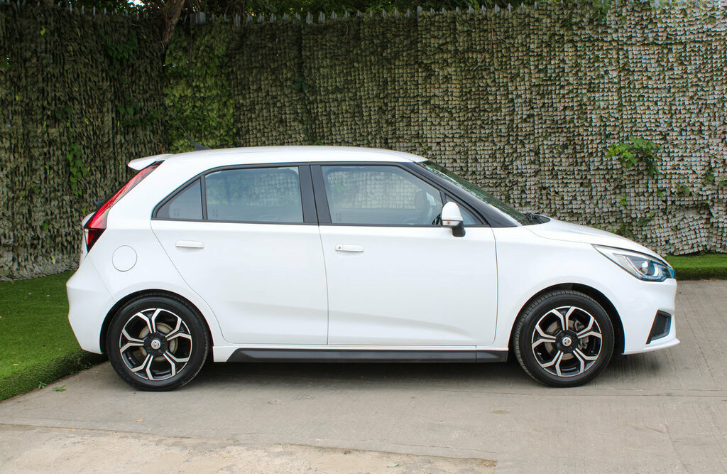 MG MG3 Excite White #3