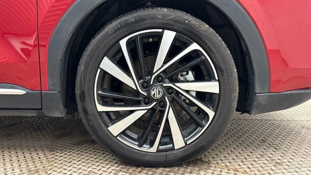 MG ZS Hybrid Trophy Red #6