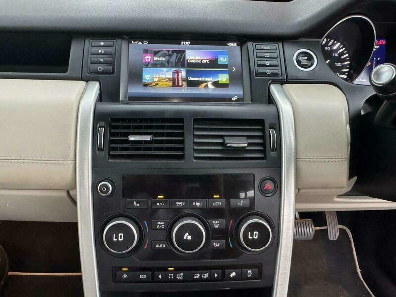 Land Rover Discovery Sport Td4 Se Tech White #49