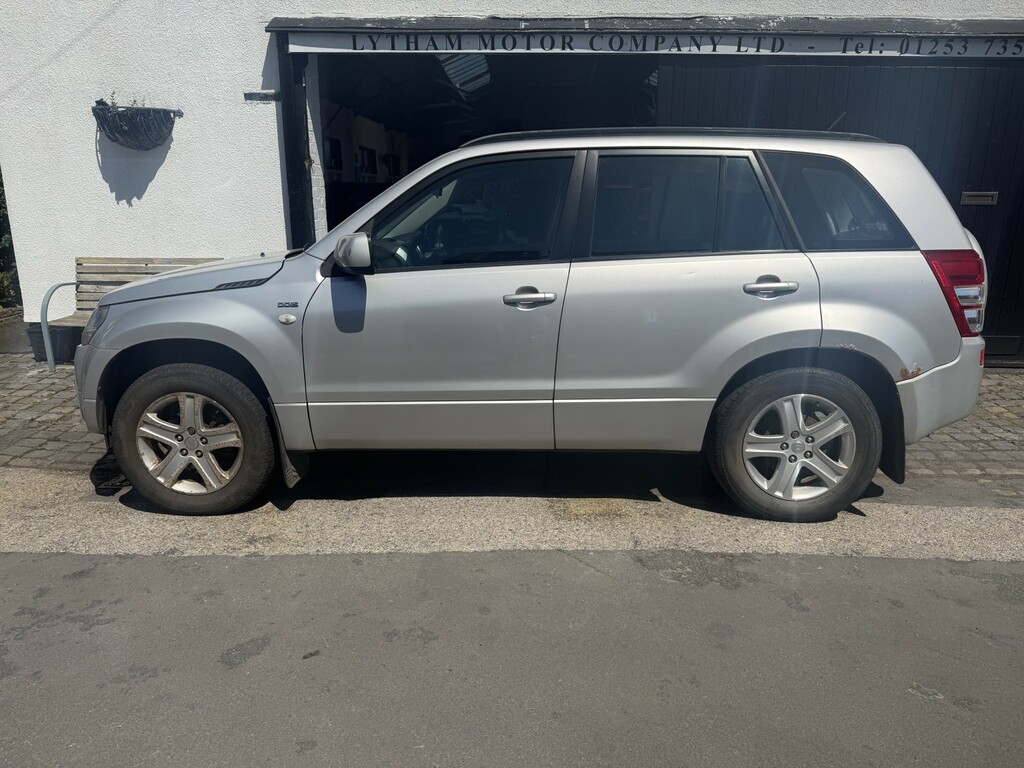 Suzuki Grand Vitara 1.9 Ddis Silver #3