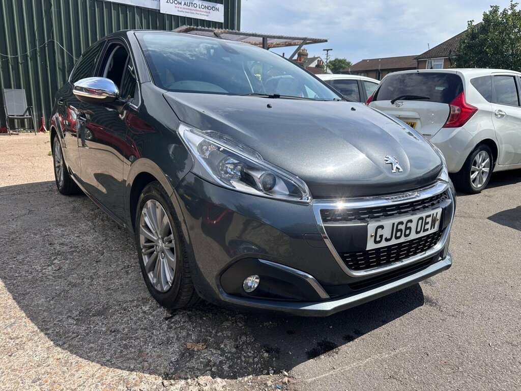 Peugeot 208 1.2 Puretech Allure Eat Euro 6 Ss Grey
