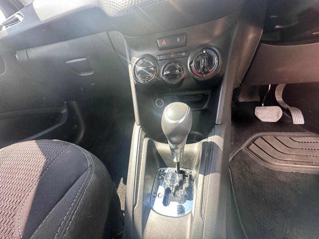 Peugeot 208 1.0 Puretech Access Ac Hatchback Man White #20