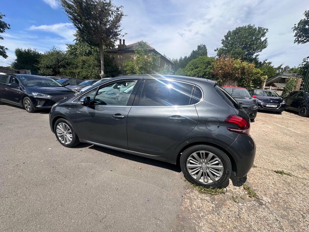 Peugeot 208 1.0 Puretech Access Ac Hatchback Man White #7