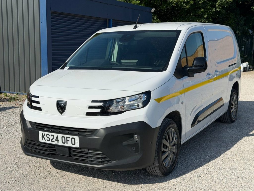 Peugeot Partner 1.5L Asphalt 6Dr White #2