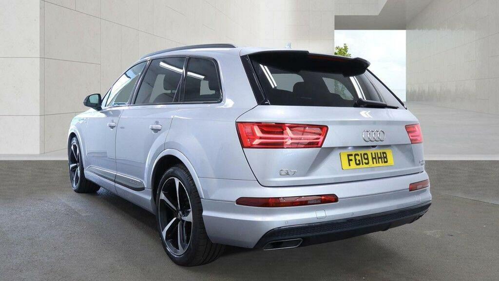 Audi Q7 3.0 Tdi V6 50 Black Edition Tiptronic Quattro Euro Silver #3