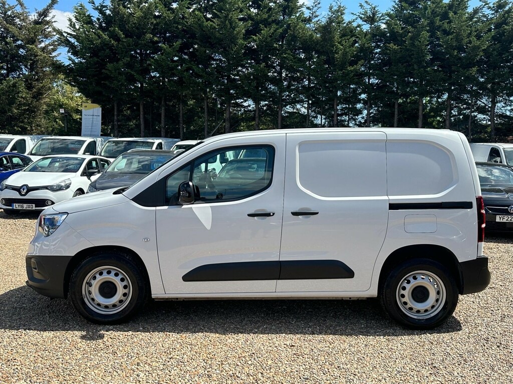 Vauxhall Combo-e Life 52Kwh Prime Swb 11Kw Charger #2