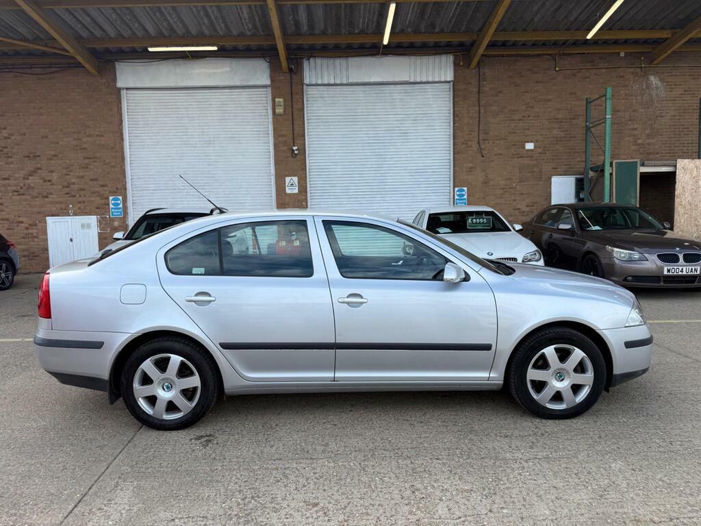 Skoda Octavia 2.0 Tfsi Vrs Estate Blue #6