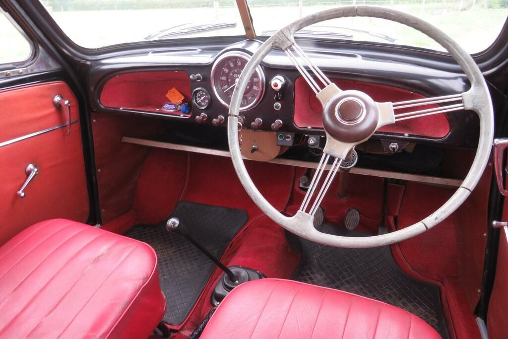 Morris Minor 4dr Saloon Black #3