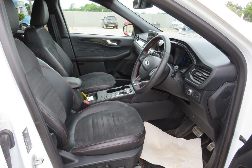 Ford Kuga 2.5 Phev St - Line Edition Cvt LC22ZYN White #4