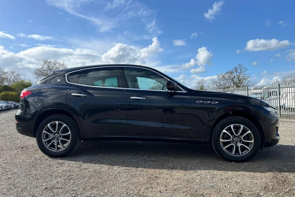 Maserati Levante 3.0 V6 Zf 4Wd Euro 6 Ss Black #3