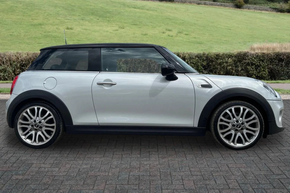 Mini Hatch 1.5 Cooper D Euro 6 Ss HG15ULE Silver #4
