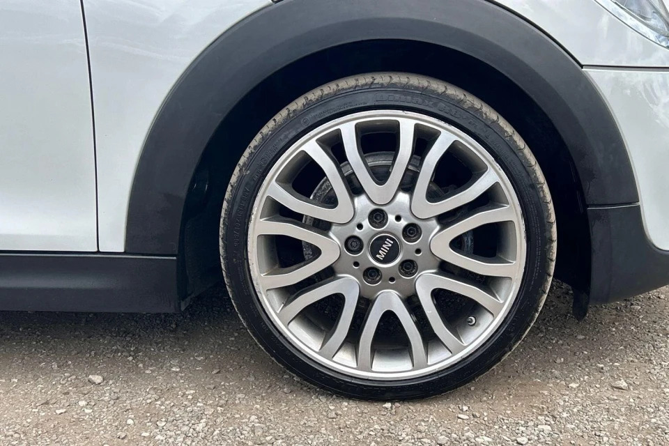 Mini Hatch 1.5 Cooper D Euro 6 Ss HG15ULE Silver #5
