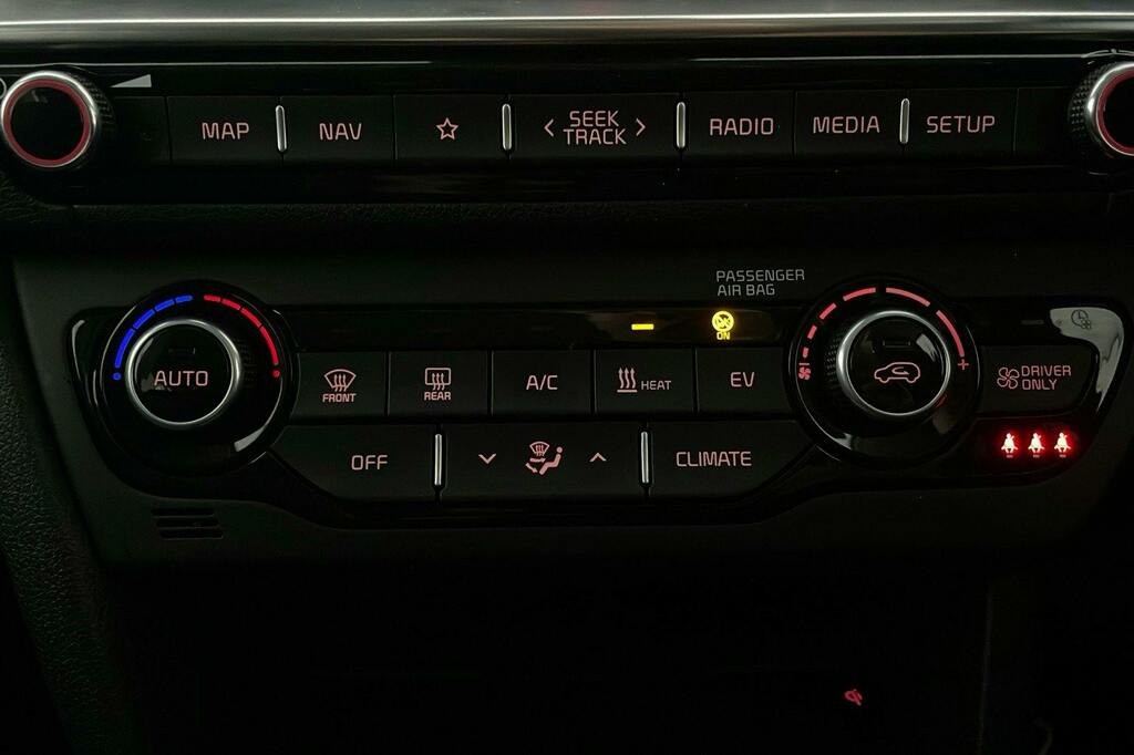 Kia e-Niro Kia Niro 64.8Kwh 4 Suv 201 Bhp Red #13
