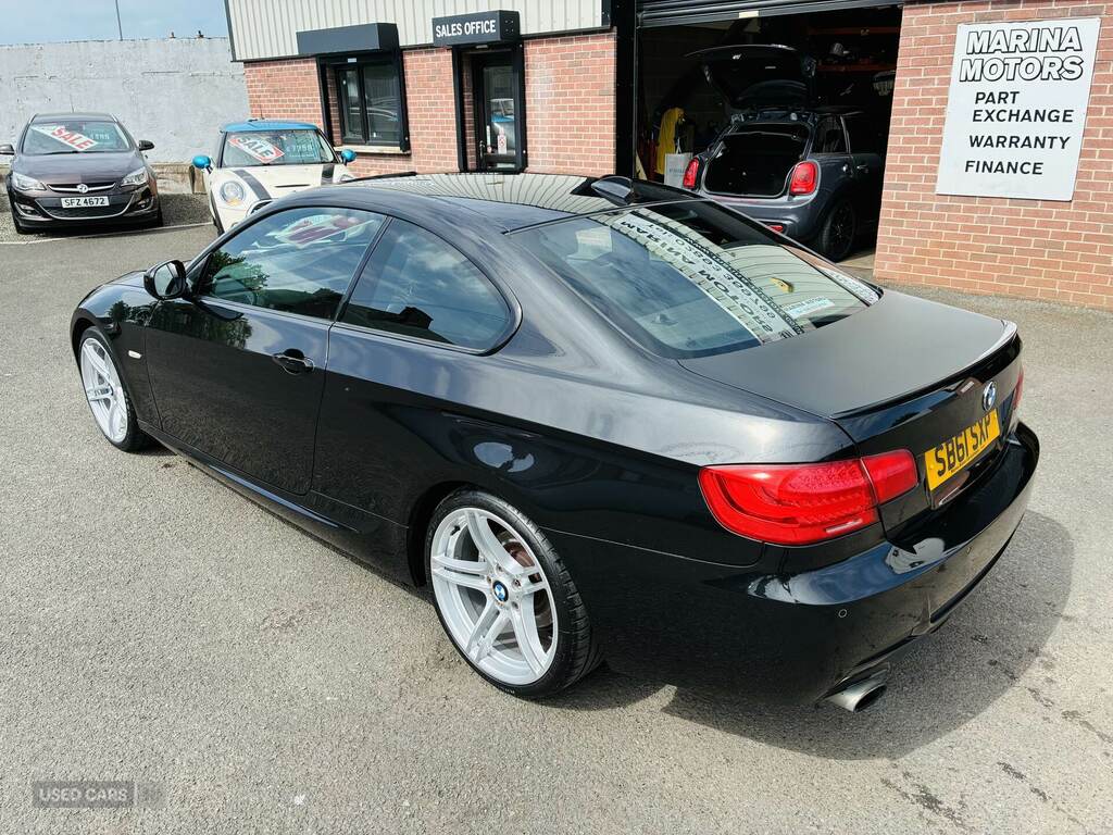 BMW 3 Series 318I Sport Plus Black #6