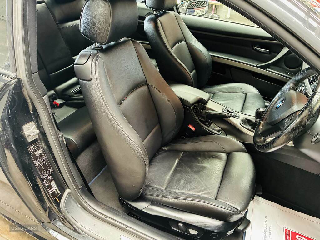 BMW 3 Series 2.0 320D M Sport Steptronic Euro 5 Black #8