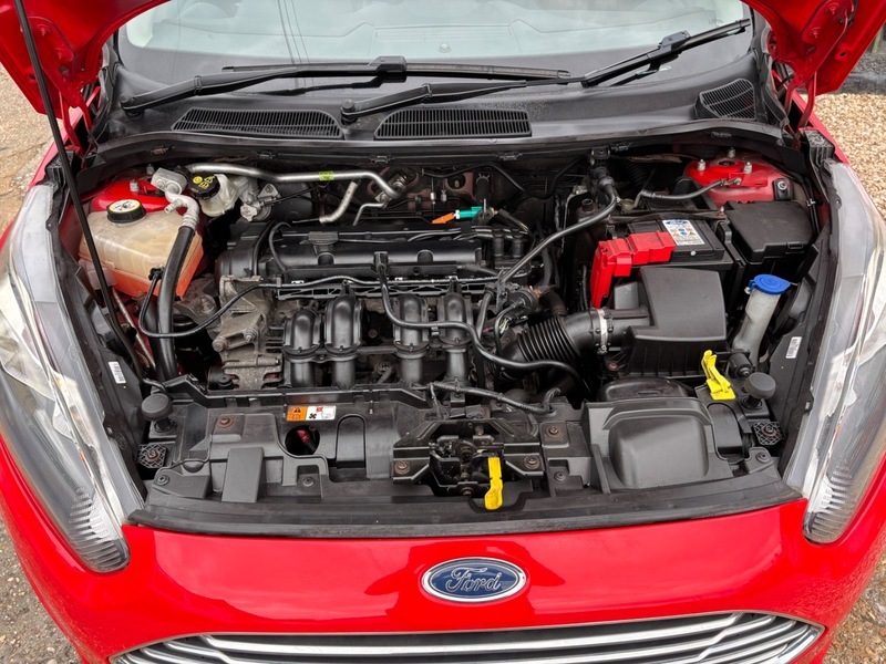 Ford Fiesta 1.0T Ecoboost Titanium Hatchback Blue #28