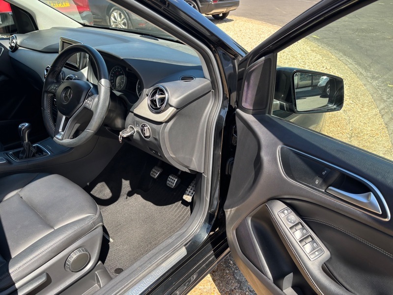 Mercedes-Benz B Class 2.1 B220 Cdi Sport In Jupiter Red #17