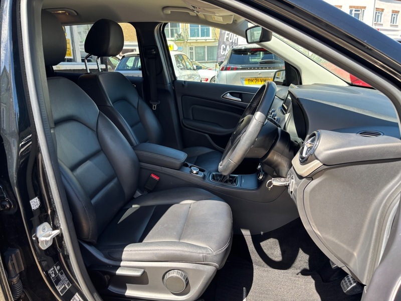 Mercedes-Benz B Class 2.1 B220 Cdi Sport In Jupiter Red #16