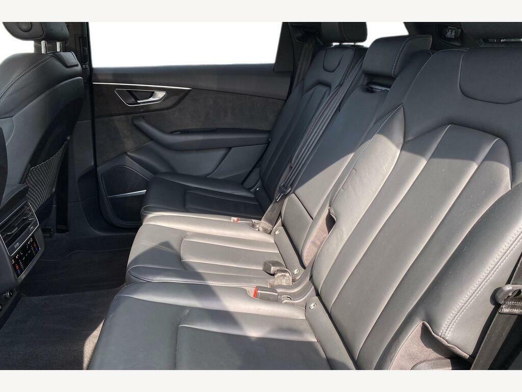 Audi Q7 Audi Q7 Black Edition 55 Tfsi Quattro 340 Ps Tiptr Black #8