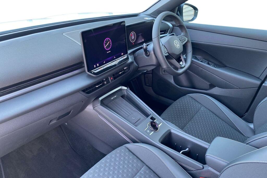 Volkswagen T-Roc 1.5 Etsi Mhev R-line Suv Hybrid Dsg Eur  #2