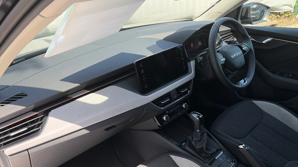 Skoda Kamiq Kamiq 1.5 Tsi Se L Edition Dsg DG75EKH Black #2