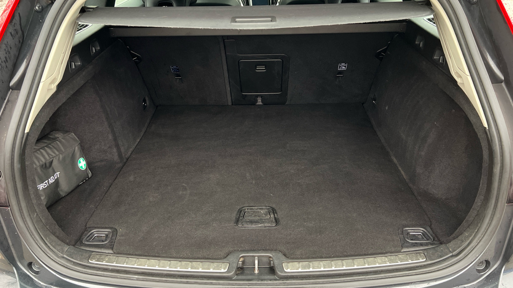 Volvo V60 2.0 D3 Momentum Euro 6 Ss Grey #13