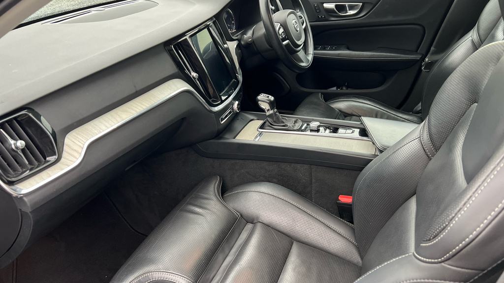 Volvo V60 2.0 D3 Momentum Euro 6 Ss Grey #18