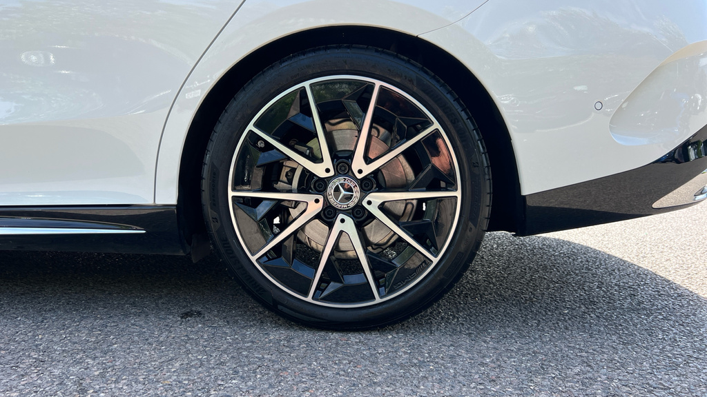 Mercedes-Benz CLA Class 250 200Kw Eq Tech Amg Line Ed 85Kwh White #26