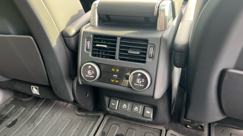 Land Rover Discovery D300 Commercial Hse Blue #18