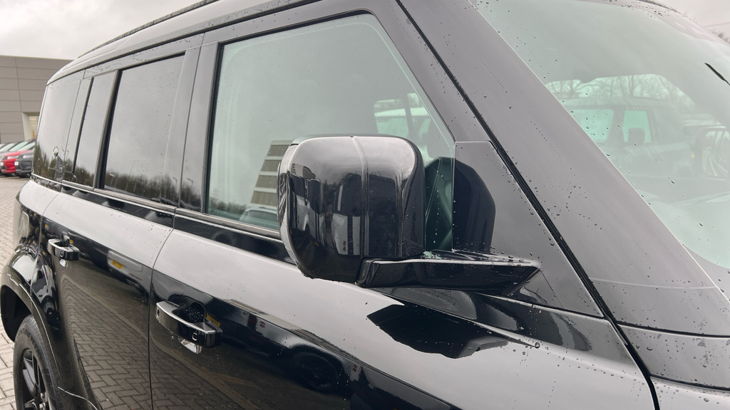 Land Rover Defender 110 5.0 P525 Carpathian Edition Grey #24