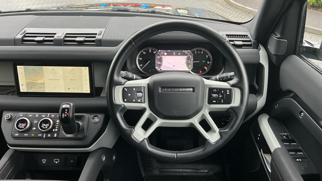 Land Rover Defender 110 5.0 P525 Carpathian Edition Grey #15