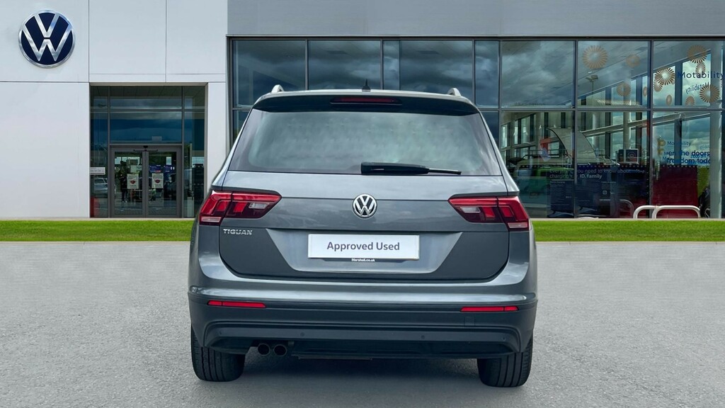 Volkswagen Tiguan Sel Tdi Bluemotion Technology Dsg Black #11